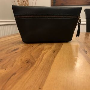 Portland Leather Goods Eclipse in Black